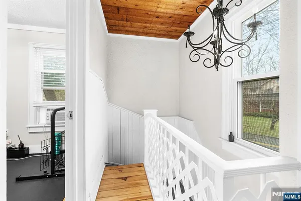 $779,000 | 191 West Street, Closter, NJ 07624