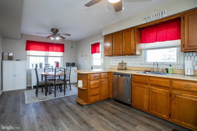 $498,800 | 2 Albert E Bonacci Drive, Hamilton, NJ 08690