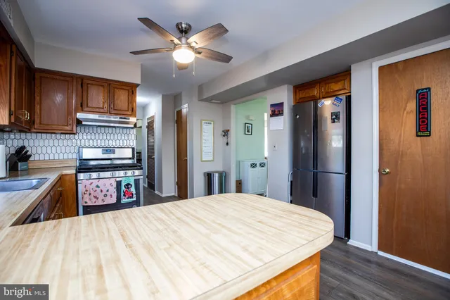 $498,800 | 2 Albert E Bonacci Drive, Hamilton, NJ 08690