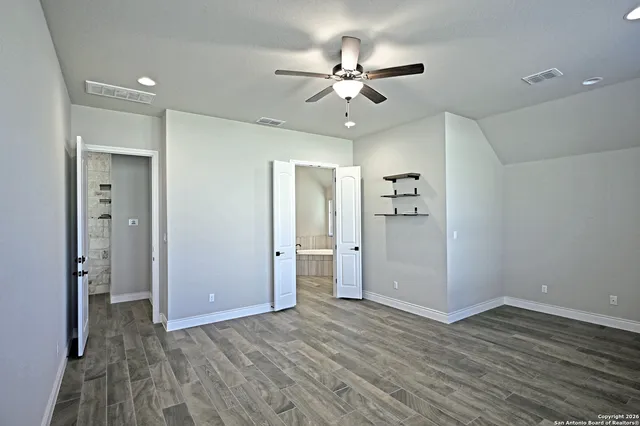 $3,900 | 588 Vale Court, New Braunfels, TX 78132