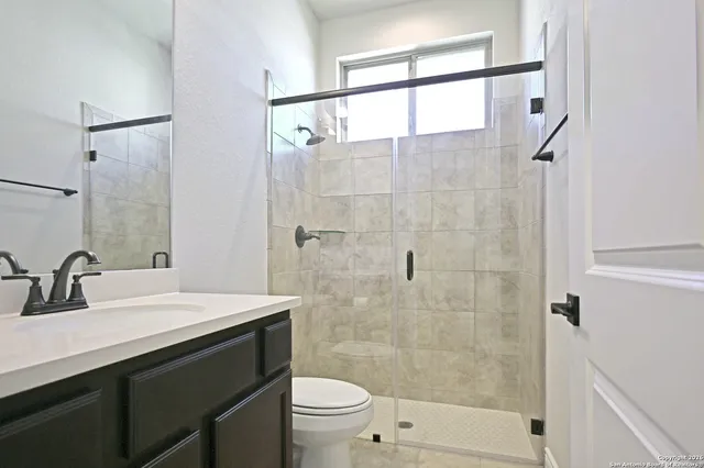 $3,900 | 588 Vale Court, New Braunfels, TX 78132