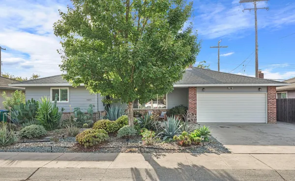 $499,900 | 541 South Rose Street, Lodi, CA 95240