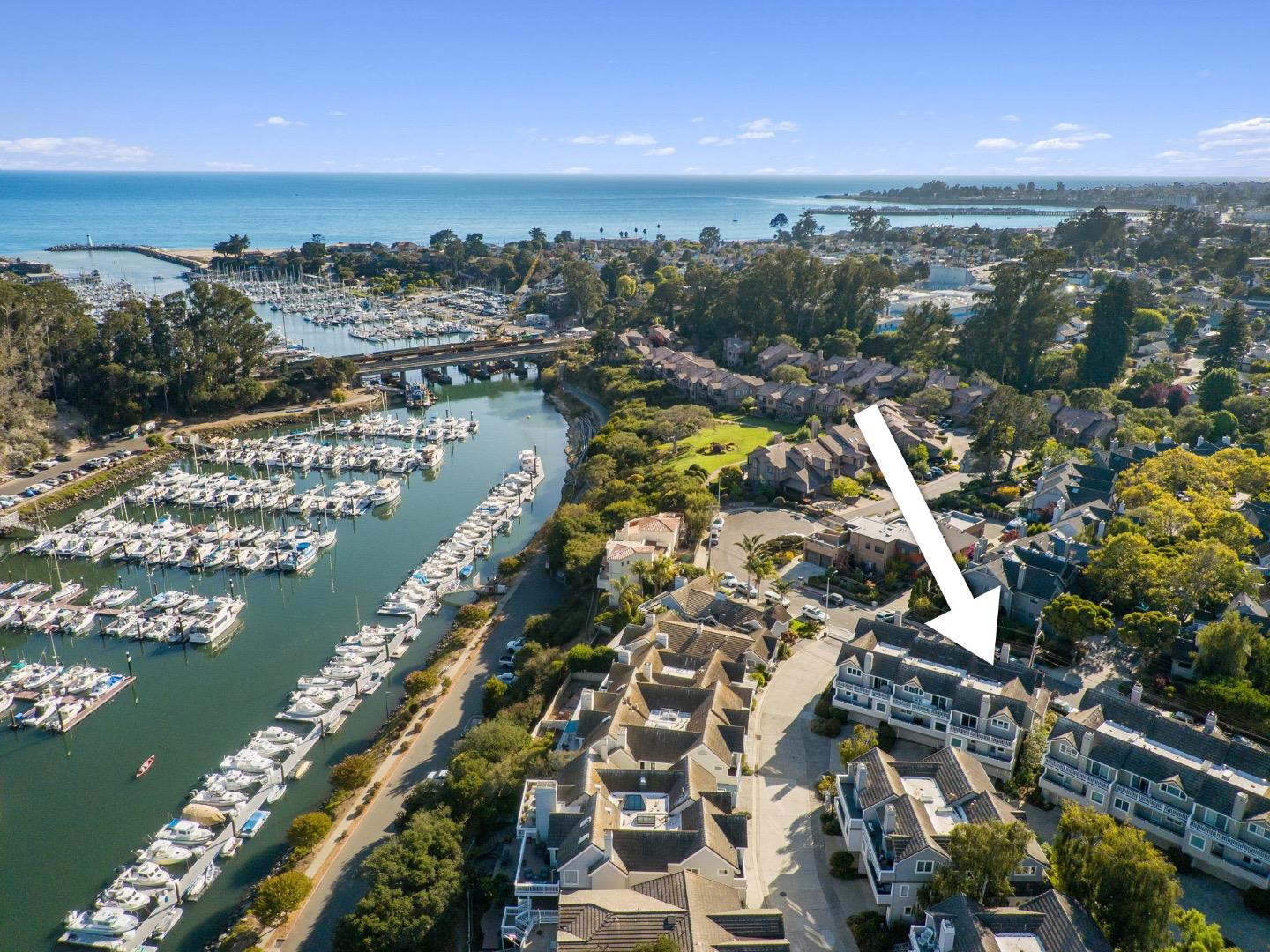 152 Frederick Street Santa Cruz, CA 95062 - Photo 58 of 64 a view of a city