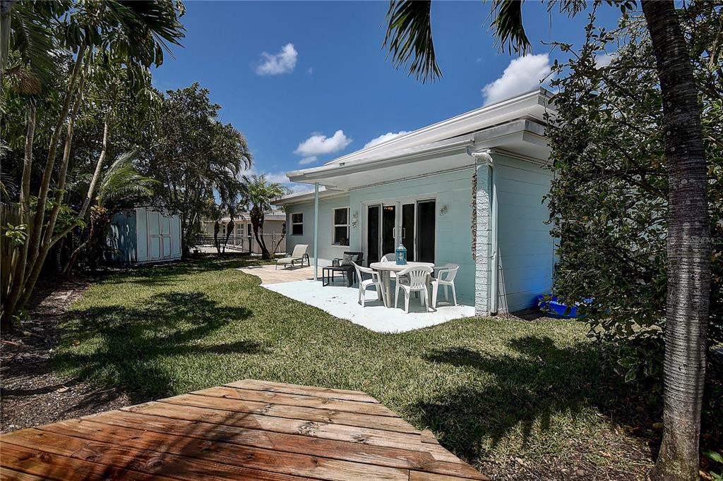 705 Sunset Cove Madeira Beach, FL 33708 - Photo 27 of 35 Gallery Image 27