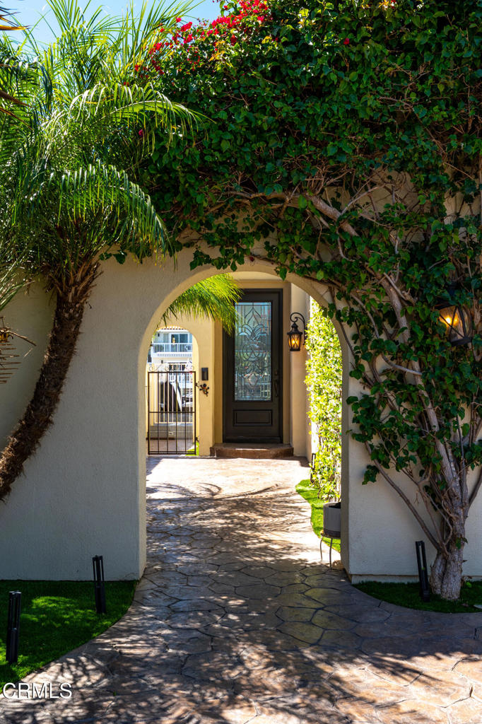 2355 Peninsula Road Oxnard, CA 93035 - Photo 6 of 47