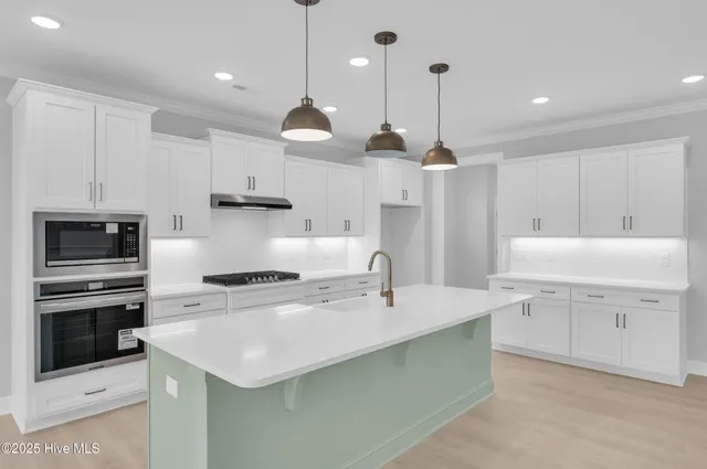 $604,900 | 482 Sailor Sky Way, Unit 401, Hampstead, NC 28443