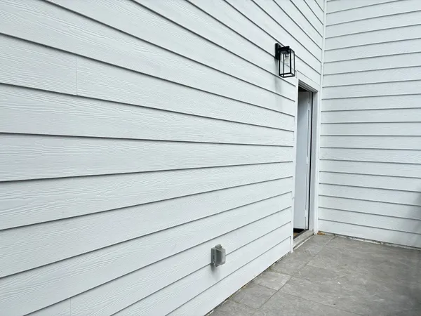 $2,350 | 1404 East 31st Street, Houston, TX 77022