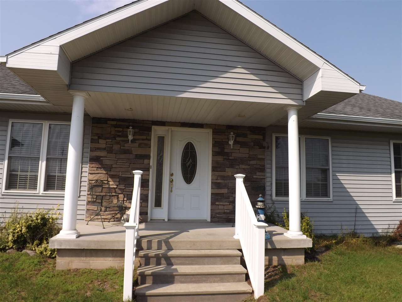758 South Alger Road Ithaca, MI 48847 - Photo 2 of 44 1892982-1.JPG