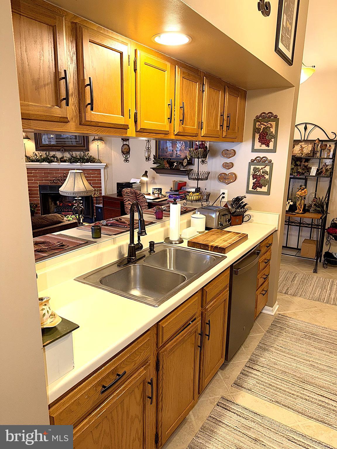 619 Deering Road, Unit 1K Pasadena, MD 21122 - Photo 11 of 30