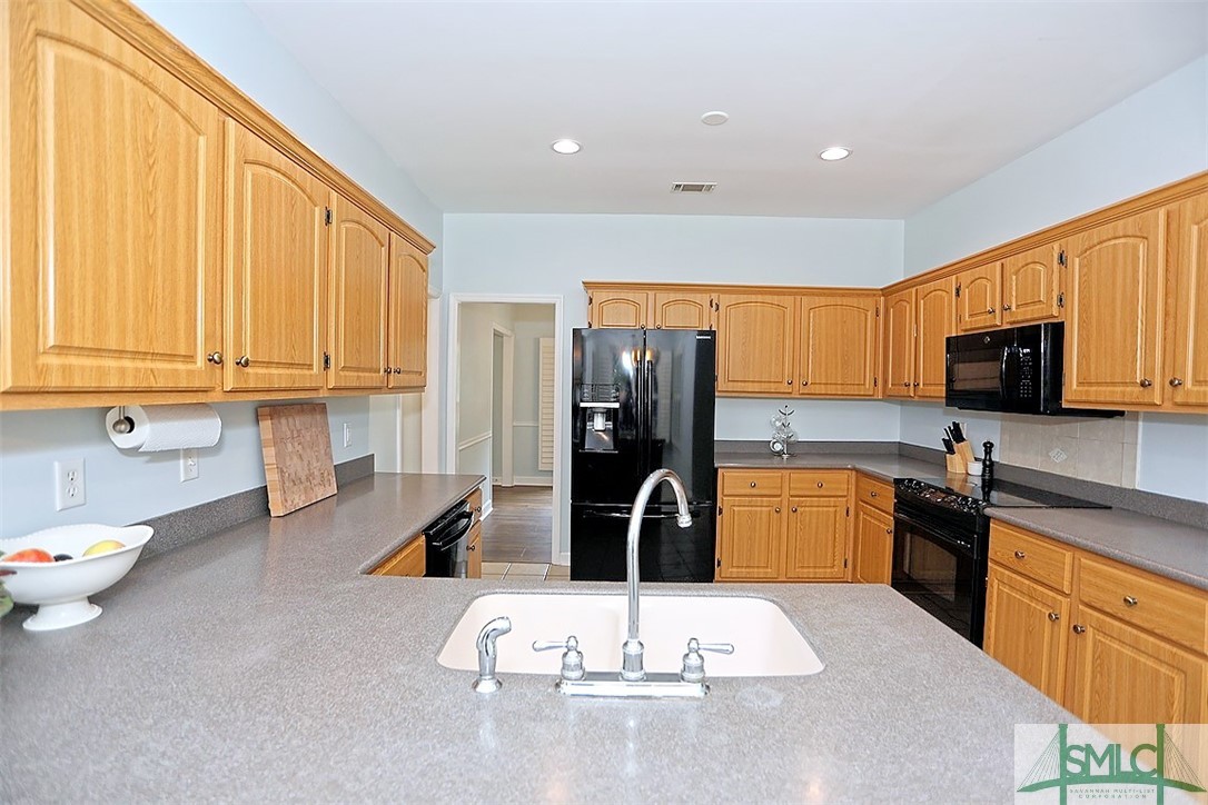 311 Gloucester Road Savannah, GA 31410 - Photo 21 of 50