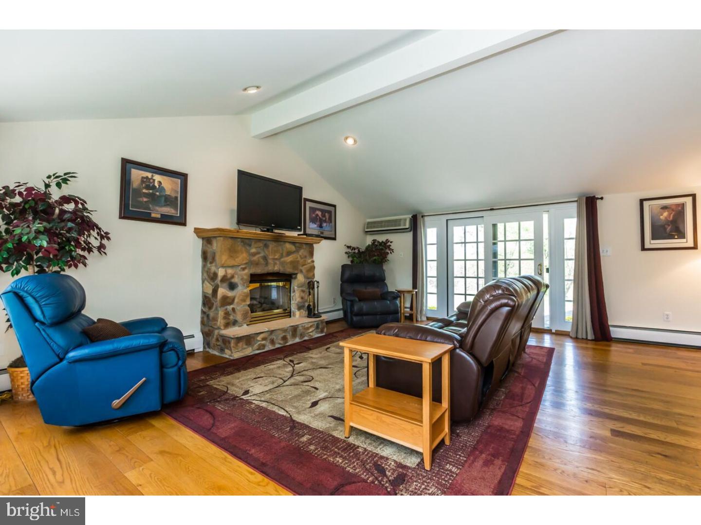 547 Country Club Road Coatesville, PA 19320 - Photo 8 of 25 Gallery Image 8
