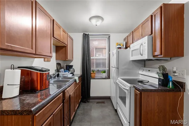 $349,900 | 2641 Minnesota Avenue, St. Louis, MO 63118