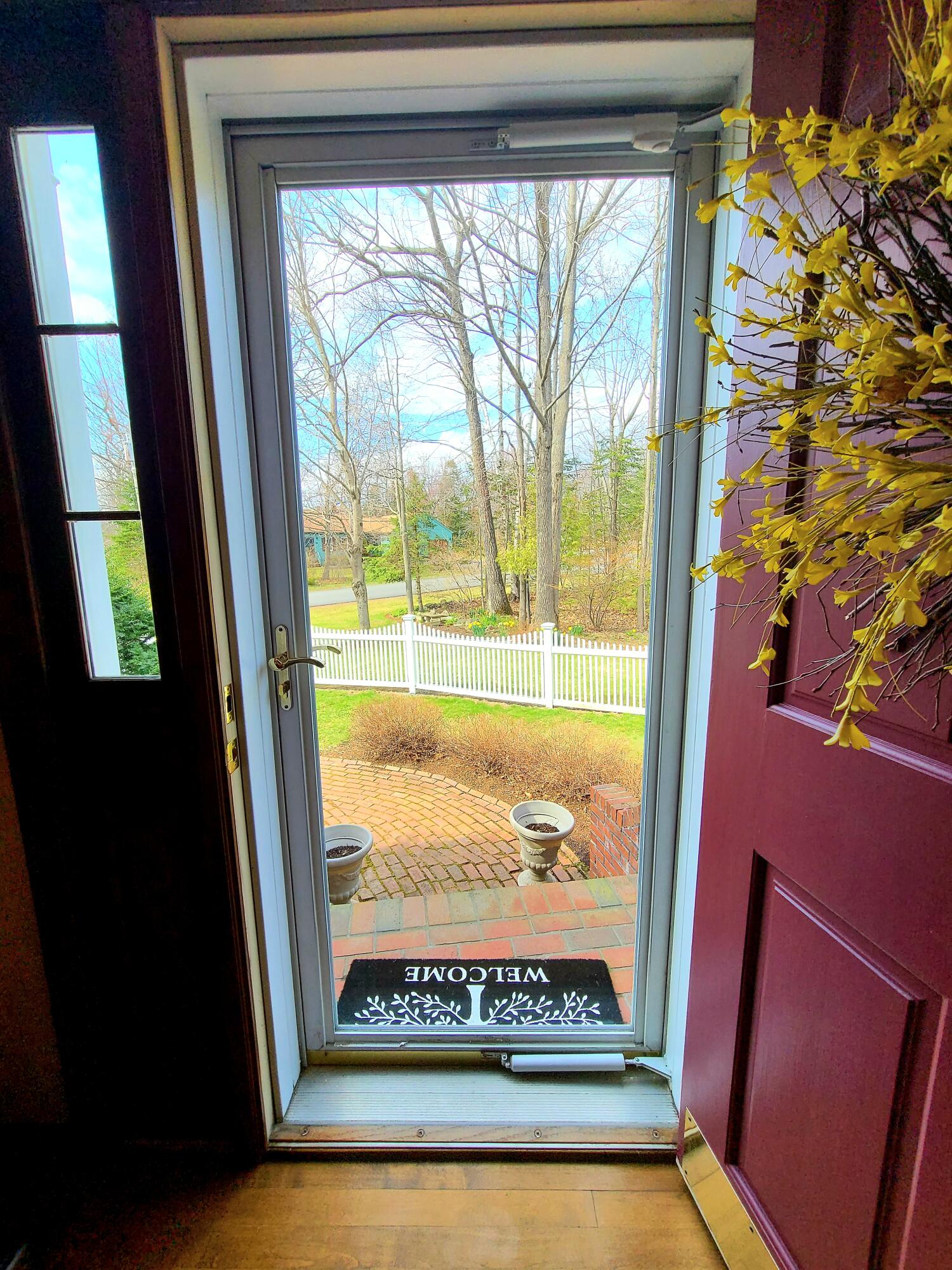 30 Silver Ridge Road Bangor, ME 04401 - Photo 13 of 102 Formal Entry
