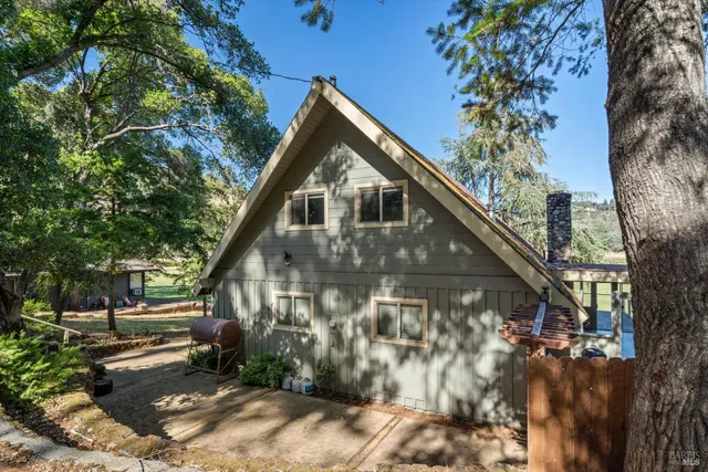 $329,000 | 2992 Buckingham Drive, Kelseyville, CA 95451