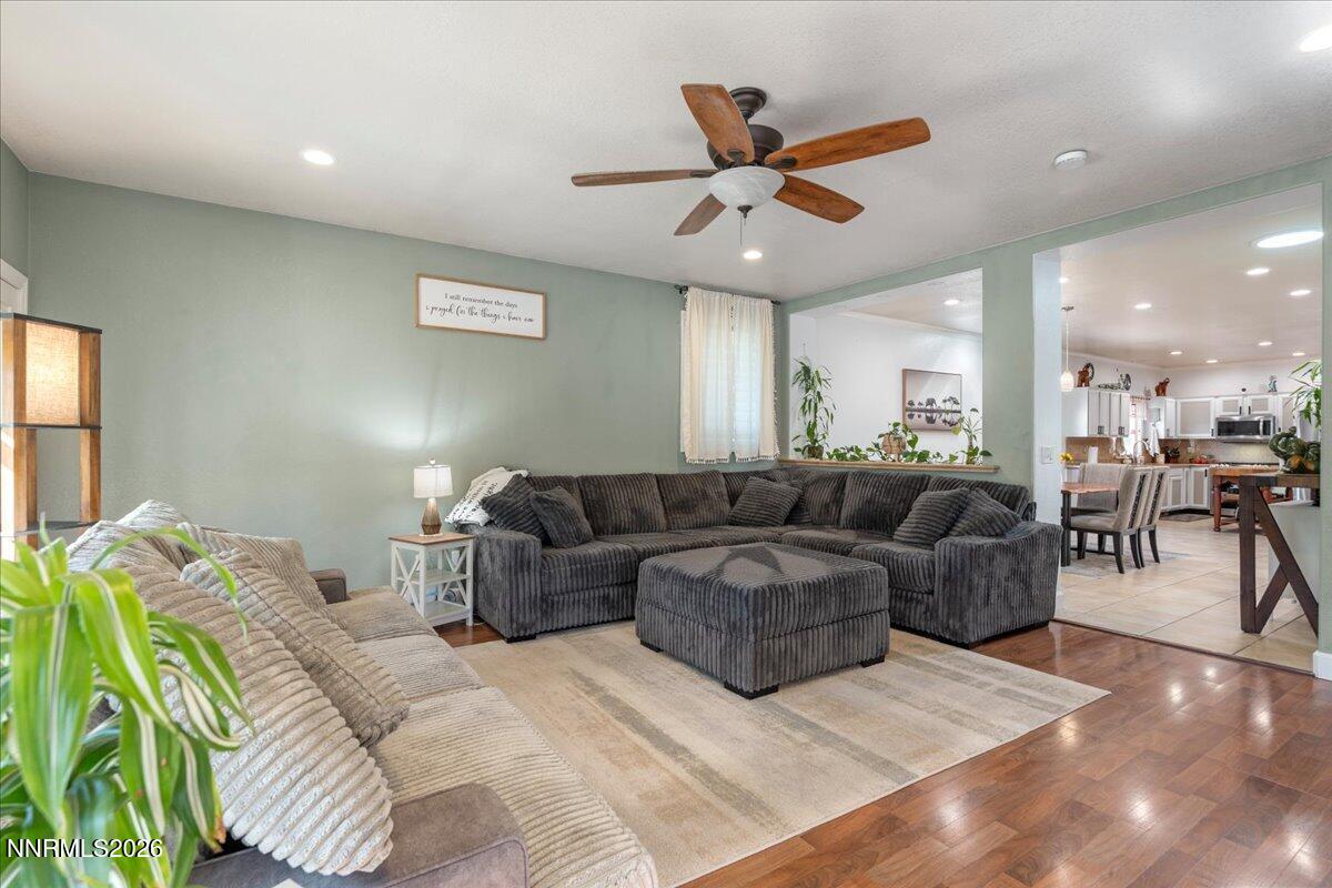 7931 Zinfandel Drive Reno, NV 89506 - Photo 11 of 44 Family Room