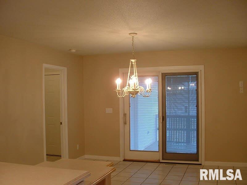 100 Oakview Road Carbondale, IL 62901 - Photo 5 of 22