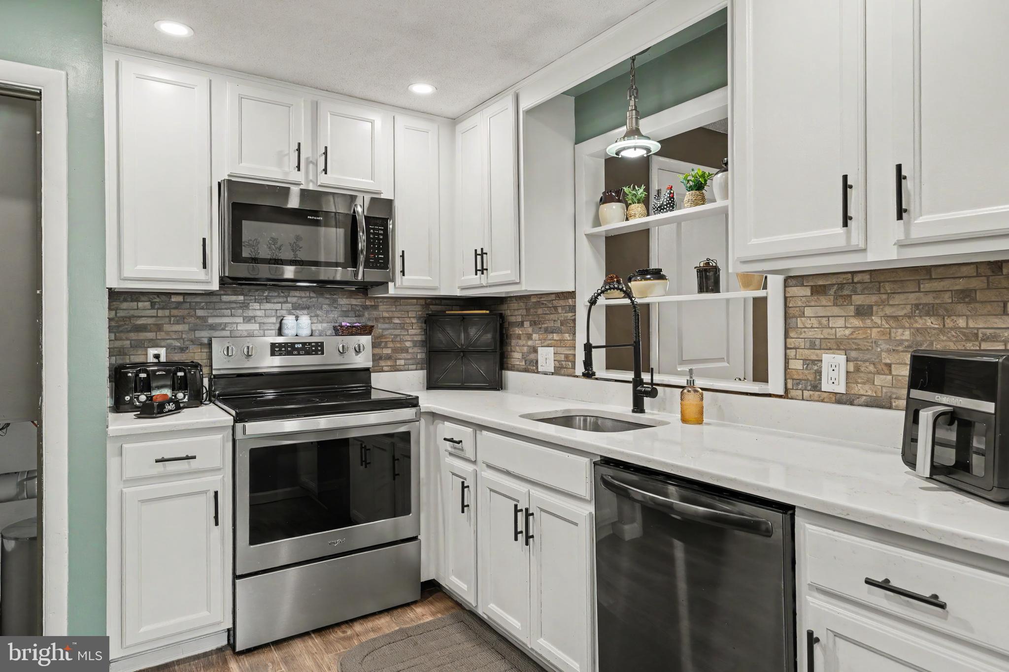 95 Duane Road Doylestown, PA 18901 - Photo 10 of 47