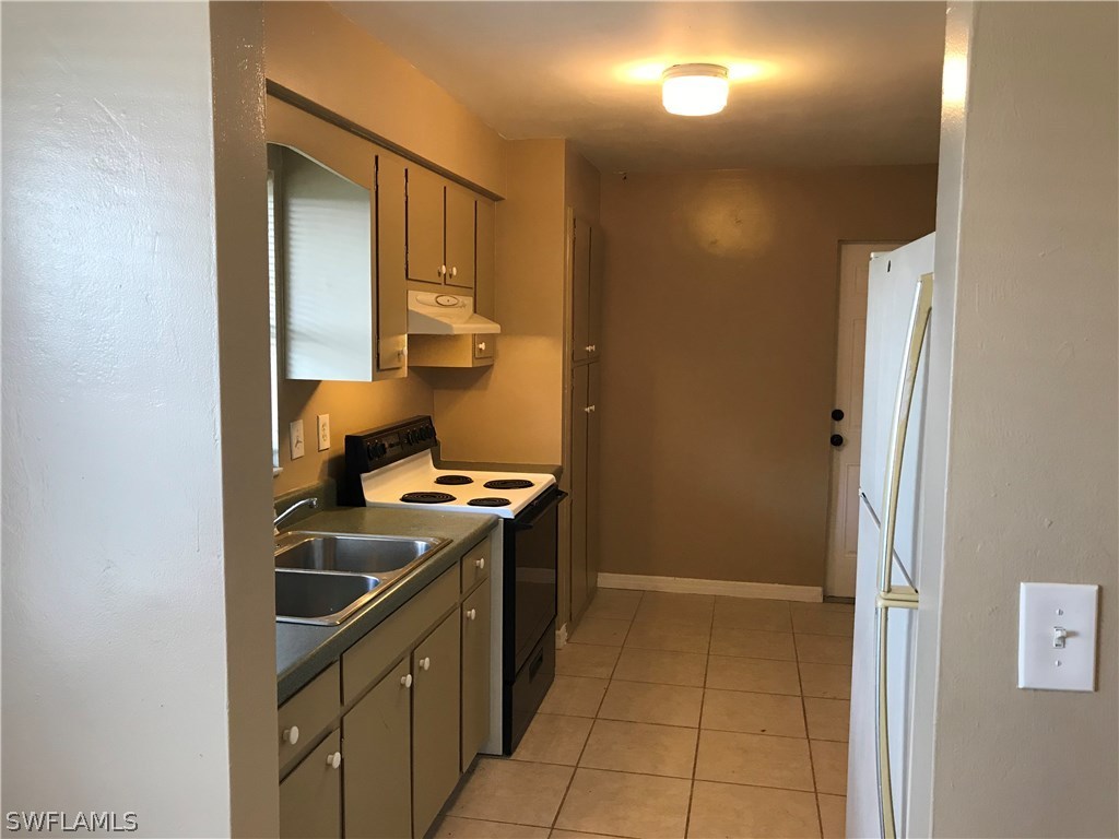 305 East Penn Road Lehigh Acres, FL 33936 - Photo 8 of 21 Gallery Image 8