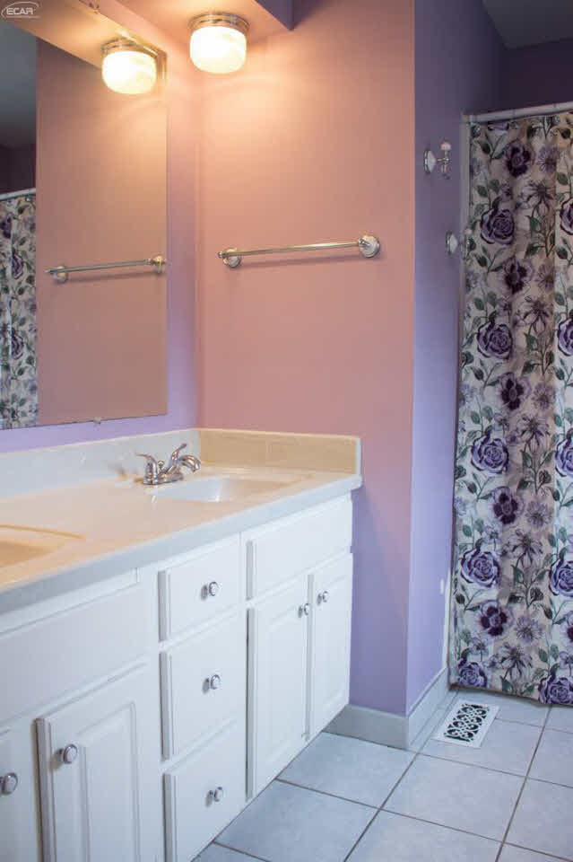 7111 North Center Road Mount Morris, MI 48458 - Photo 11 of 25 21176059-10.JPG