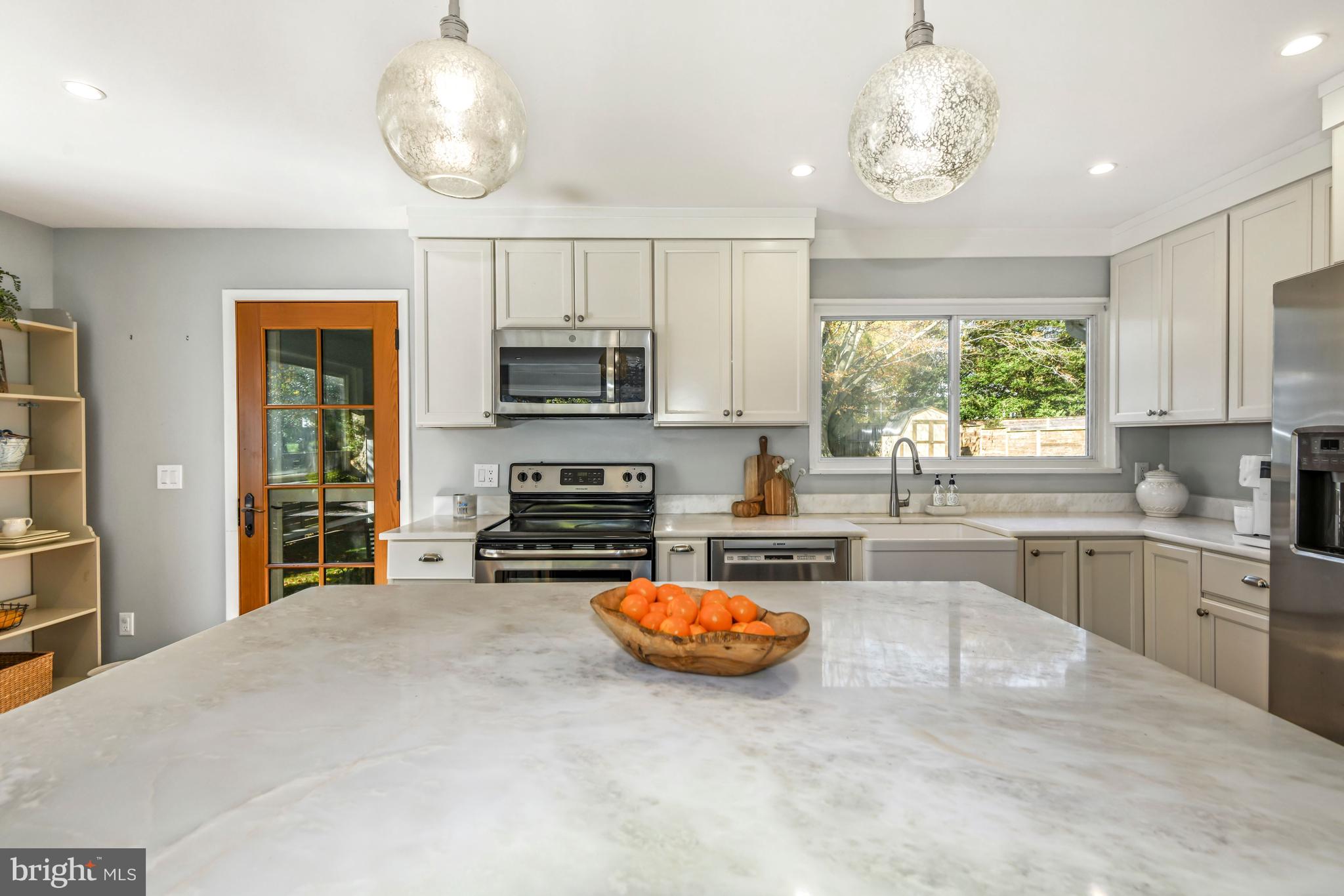 10 Goodrich Road Annapolis, MD 21401 - Photo 9 of 38