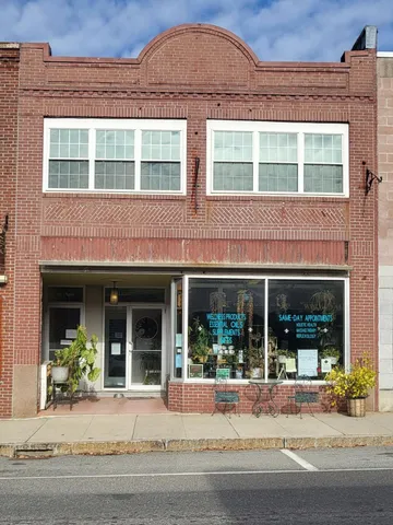 $950,000 | 108 Main Street, Ellsworth, ME 04605