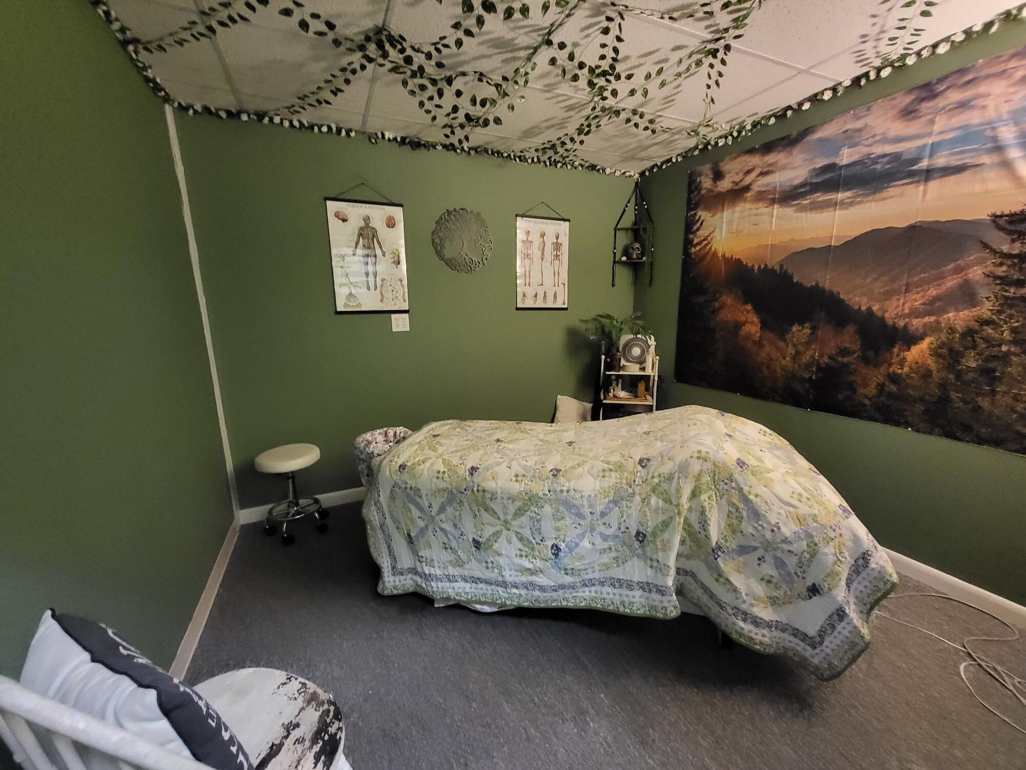 108 Main Street Ellsworth, ME 04605 - Photo 13 of 43 20231019_085837_resized