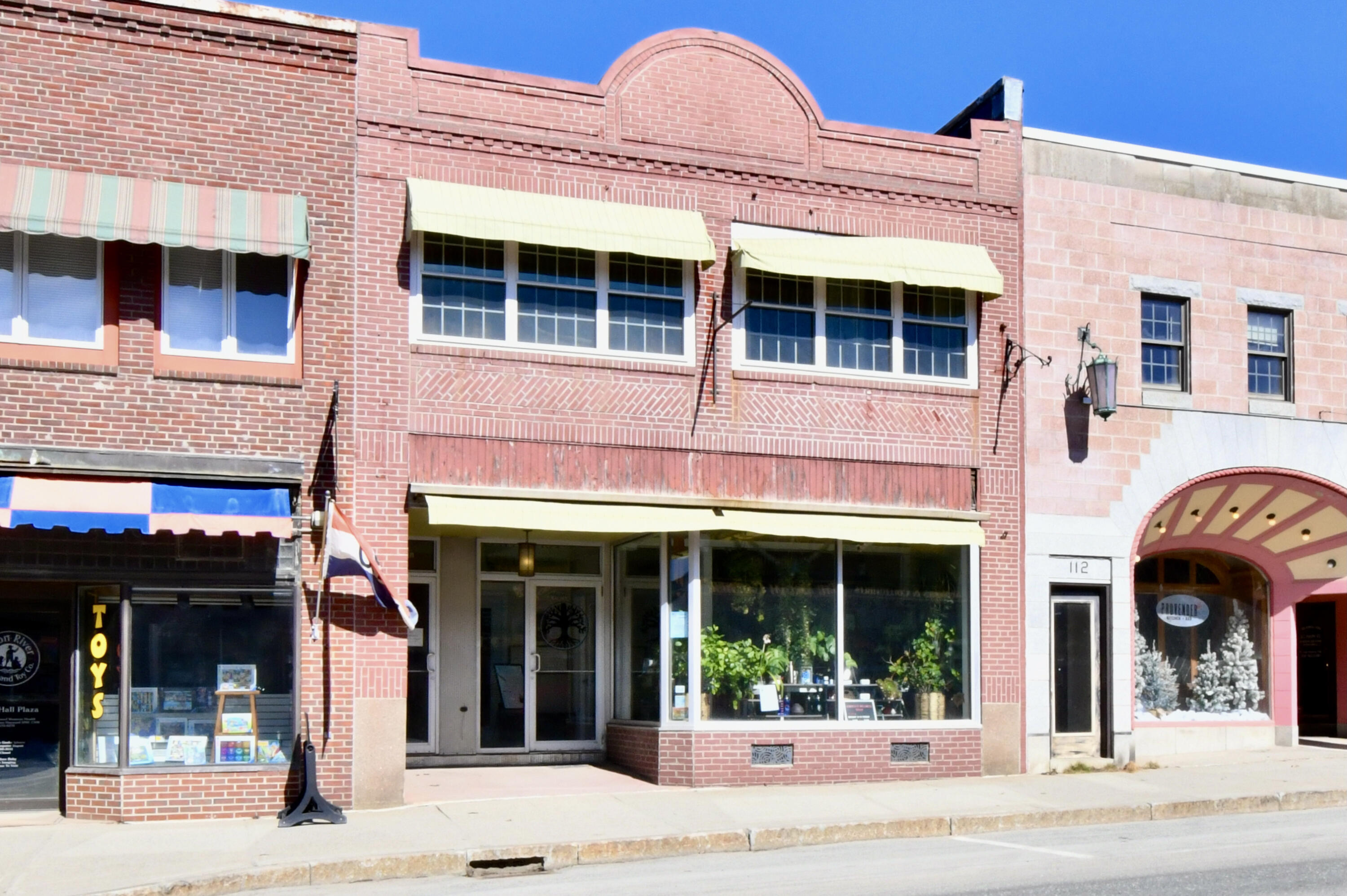 108 Main Street Ellsworth, ME 04605 - Photo 2 of 43 108 Main St