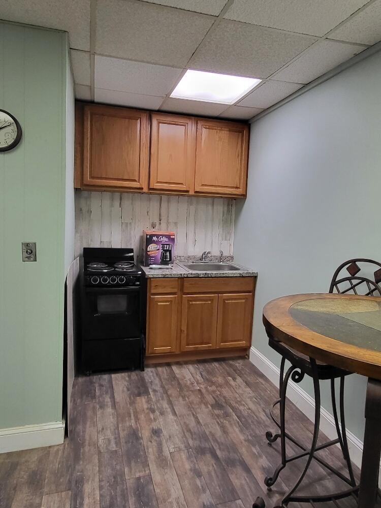 108 Main Street Ellsworth, ME 04605 - Photo 36 of 43 20230321_201814_resized