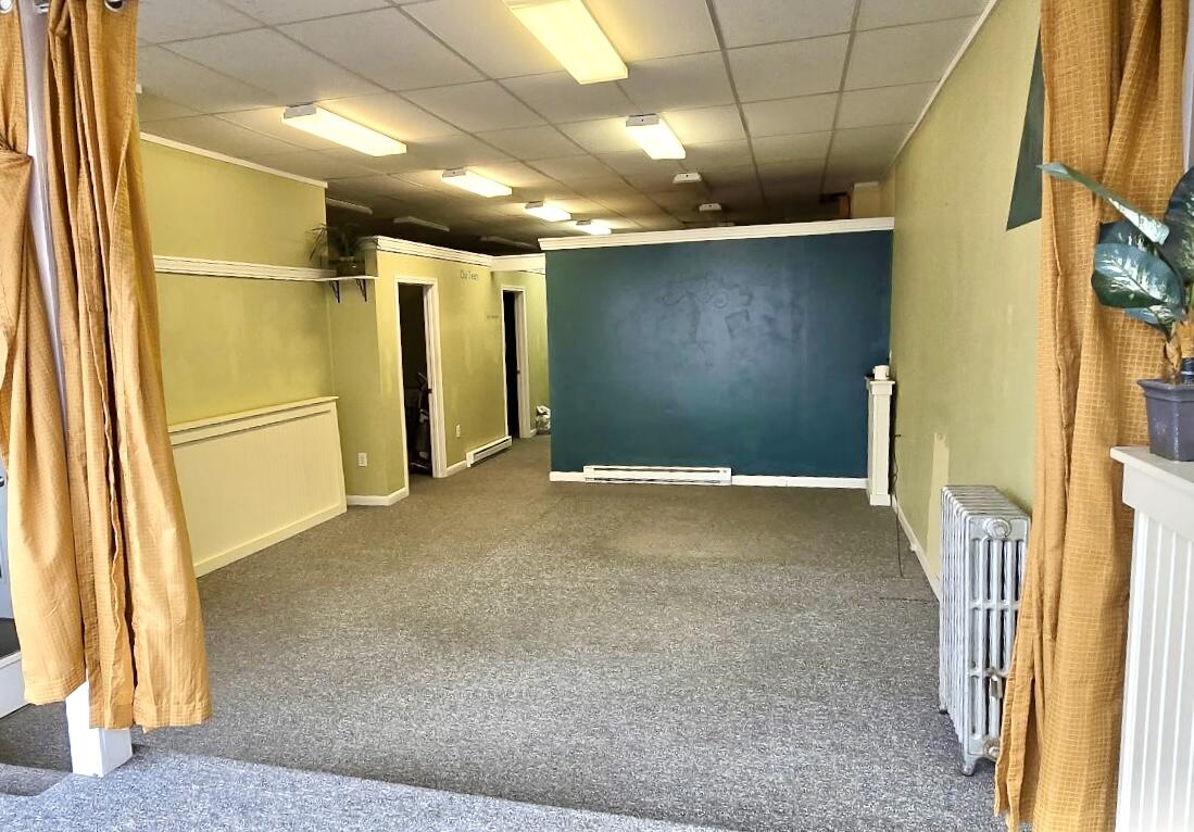 108 Main Street Ellsworth, ME 04605 - Photo 7 of 43 4236079614378282465