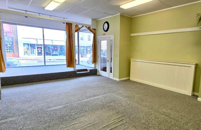 $950,000 | 108 Main Street, Ellsworth, ME 04605