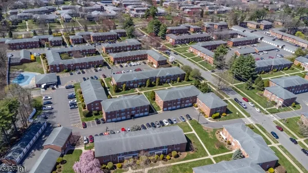 $2,000 | 36 Knox Terrace, Unit 1D, Wayne, NJ 07470