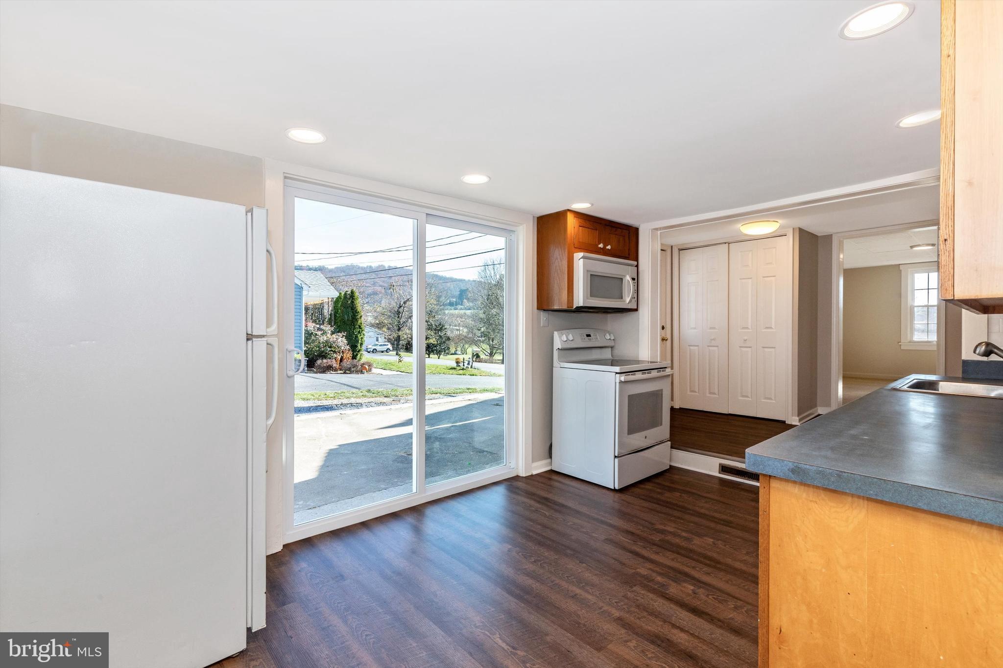 20710 Netz Road Boonsboro, MD 21713 - Photo 12 of 27 New Sliding Glass Door