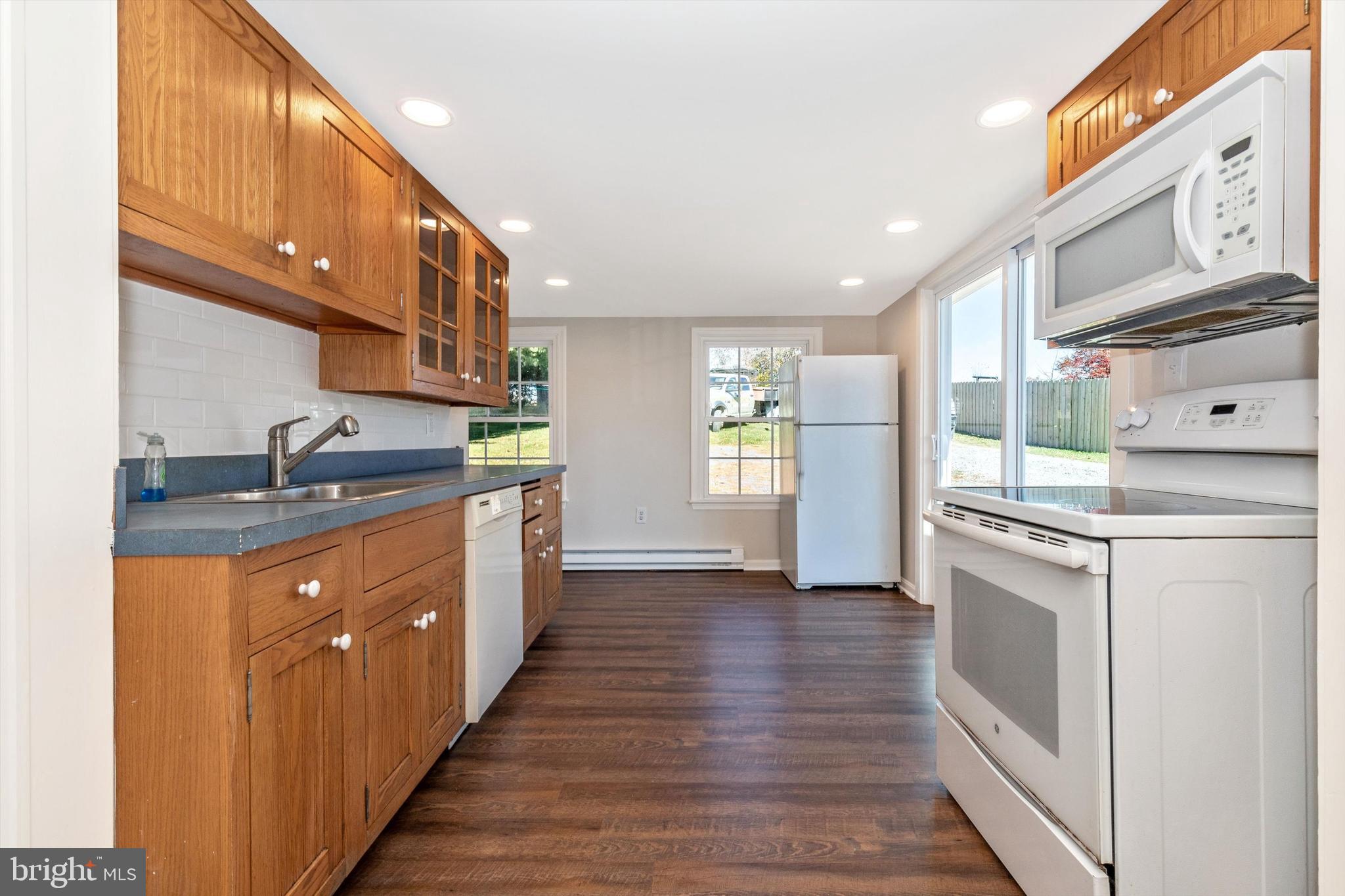 20710 Netz Road Boonsboro, MD 21713 - Photo 9 of 27 Kitchen with brand new flooring!
