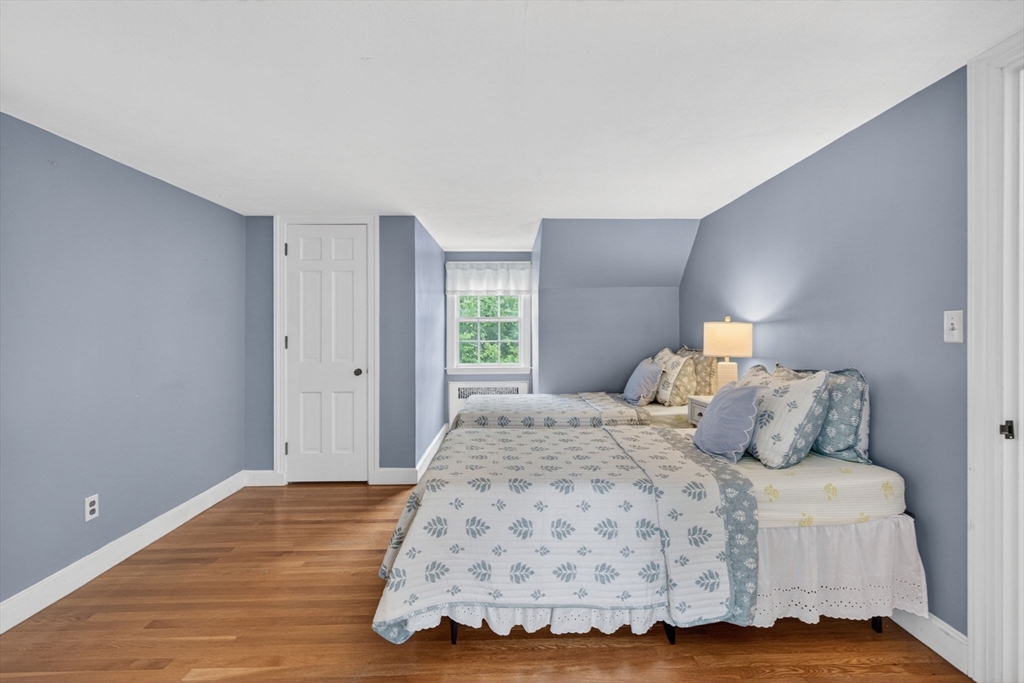 9 Stratford Road Andover, MA 01810 - Photo 23 of 35