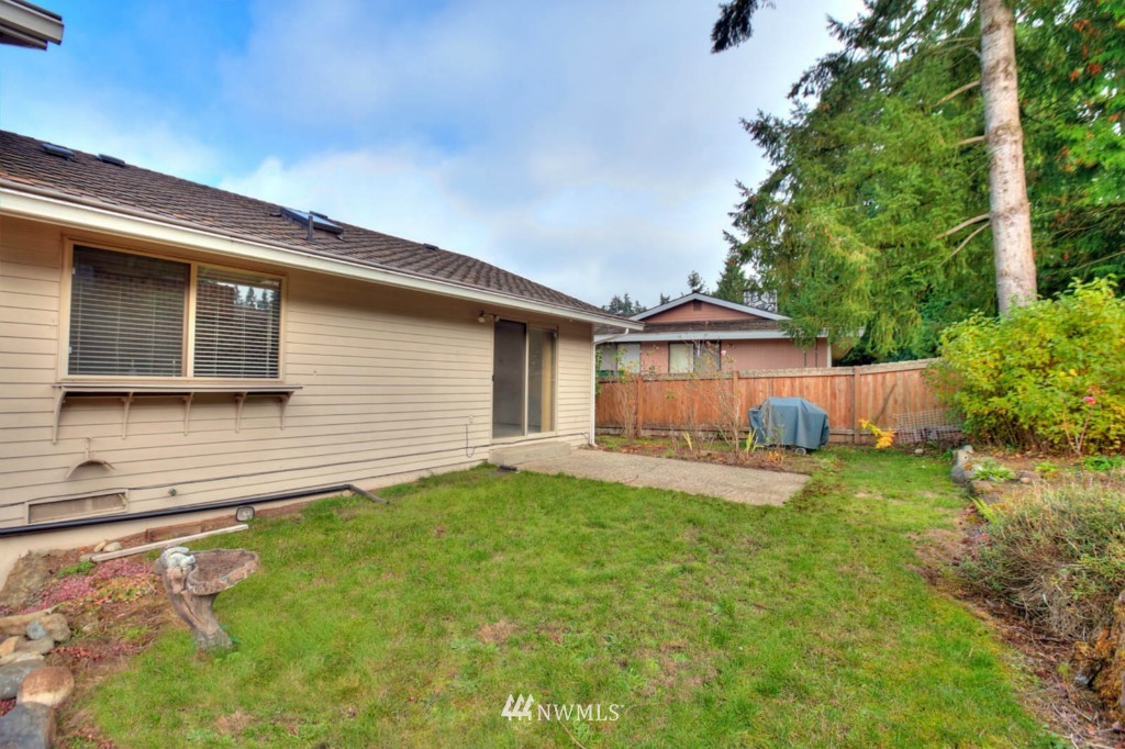 14313 Southeast 163rd Street Renton, WA 98058 - Photo 22 of 24 Gallery Image 22