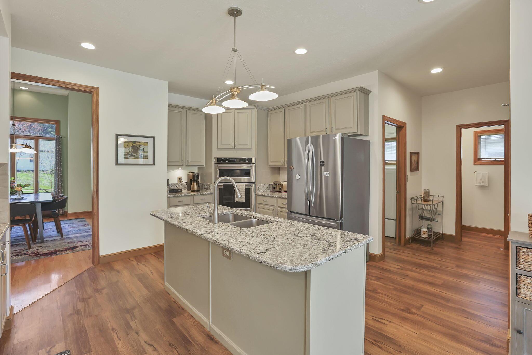 665 Cherrington Road Westerville, OH 43081 - Photo 14 of 60 22-web-or-mls-G02A4653