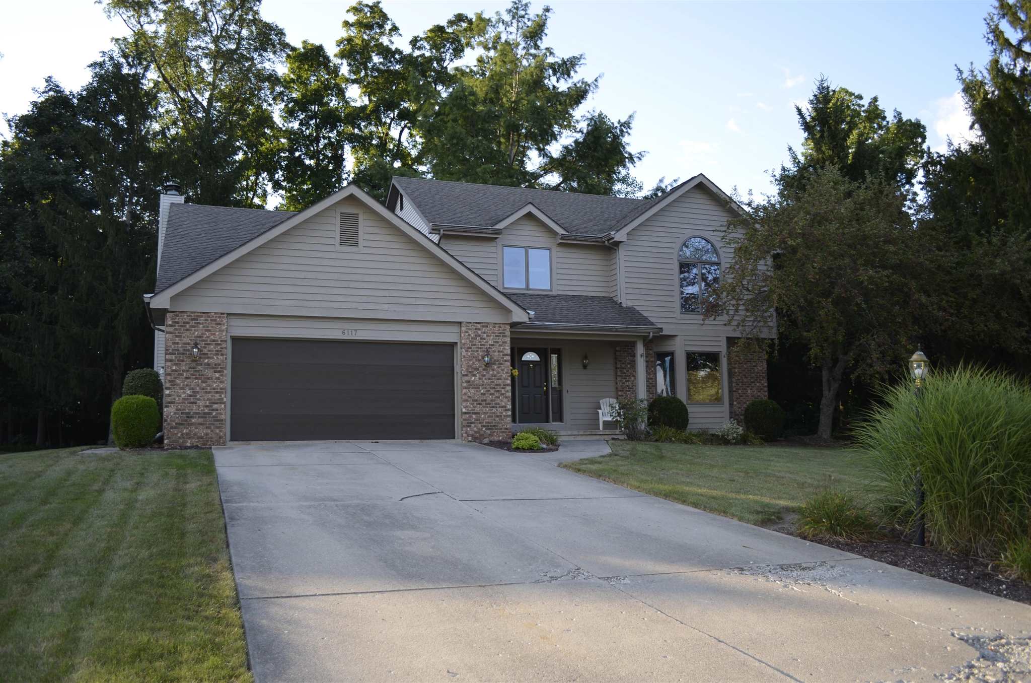 6117 Spring Pond Road Fort Wayne, IN 46845 - Photo 1 of 28