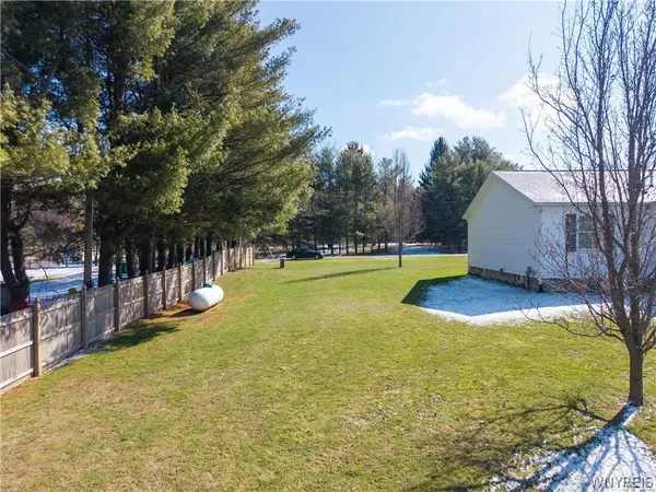 $329,900 | 6820 West View Drive, Perry, NY 14530