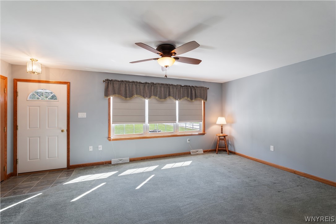 6820 West View Drive Perry, NY 14530 - Photo 13 of 49 Living Room Area - Front door