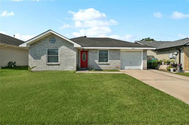 $1,800 | 2808 Doreen Lane, Marrero, LA 70072