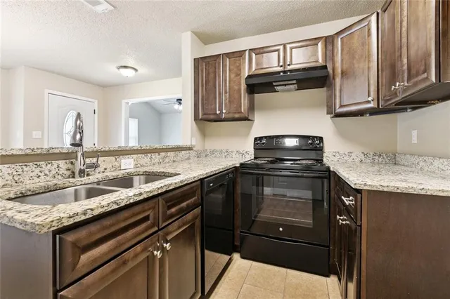 $1,800 | 2808 Doreen Lane, Marrero, LA 70072