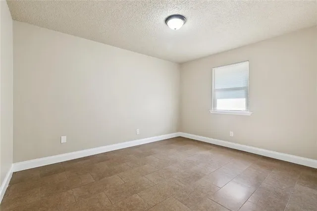 $1,800 | 2808 Doreen Lane, Marrero, LA 70072