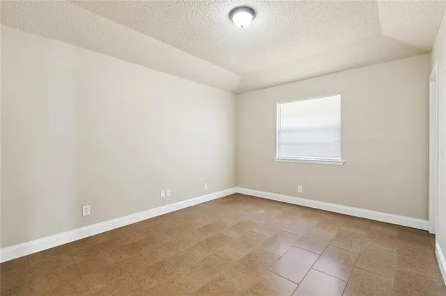 $1,800 | 2808 Doreen Lane, Marrero, LA 70072