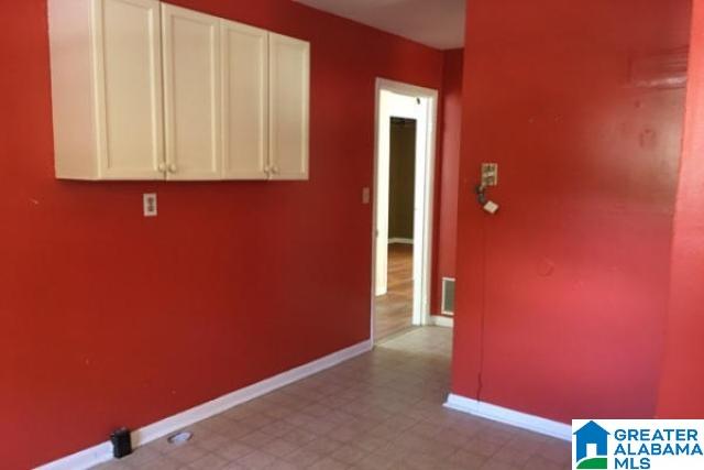1817 12th Place Southwest Birmingham, AL 35211 - Photo 4 of 8