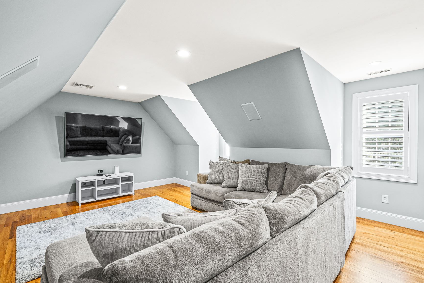 2 Castle Ridge Road Salem, NH 03079 - Photo 35 of 40