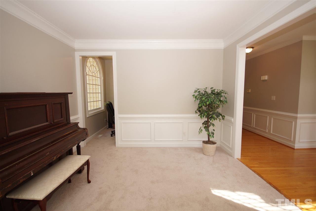 5116 Big Creek Road Raleigh, NC 27613 - Photo 4 of 25