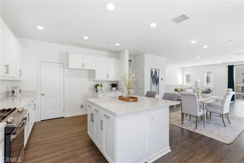 600 Shadowbrook Lake Forest, CA 92610 - Photo 11 of 50