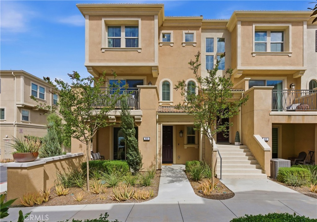 600 Shadowbrook Lake Forest, CA 92610 - Photo 2 of 50