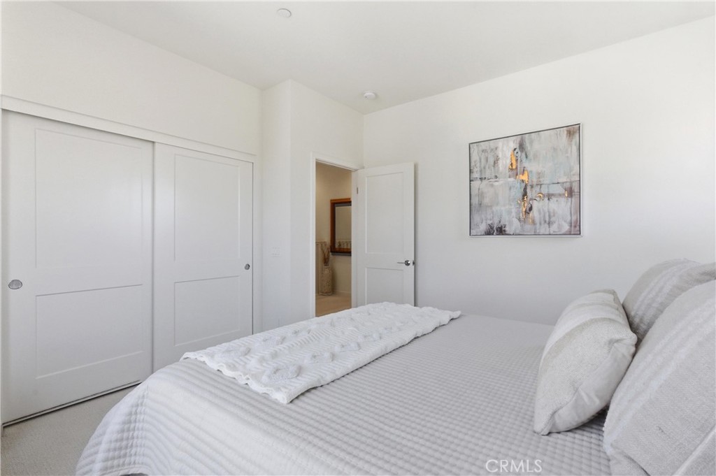 600 Shadowbrook Lake Forest, CA 92610 - Photo 21 of 50