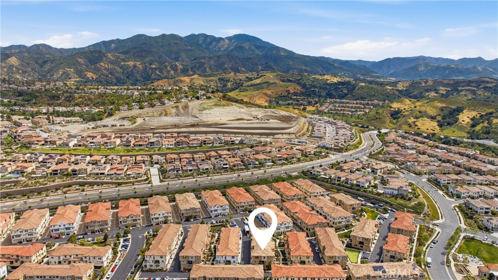 600 Shadowbrook Lake Forest, CA 92610 - Photo 30 of 50